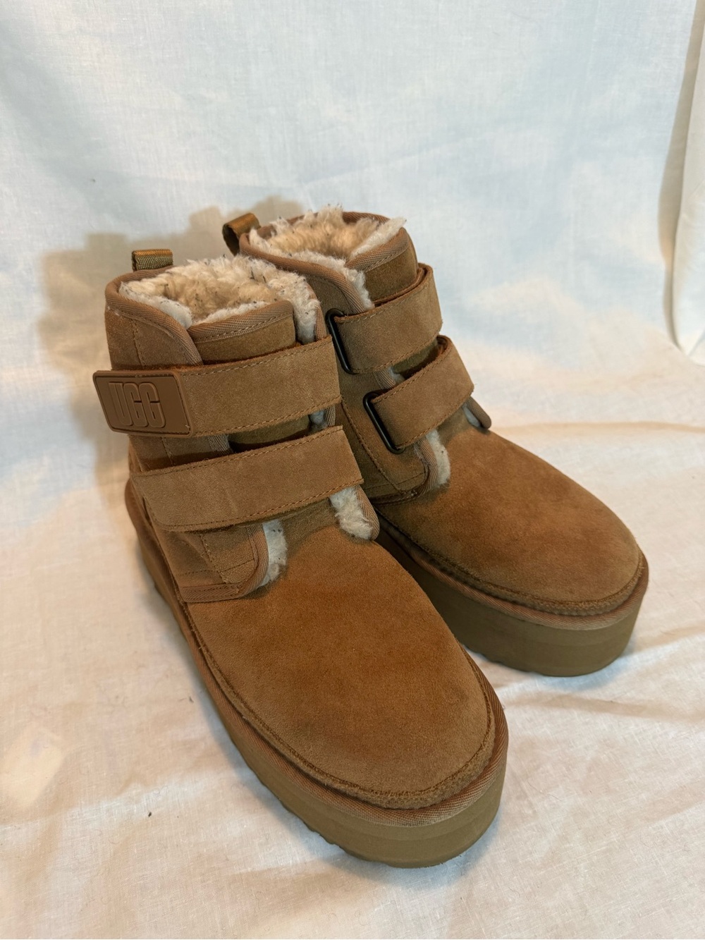 UGG Neumel Platform Double Strap Booties Chestnut Suede Size 9